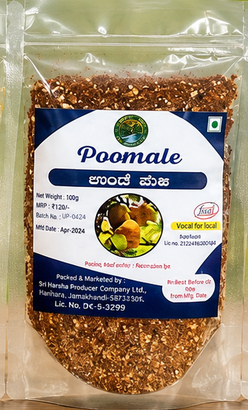 Natural powder in wooden spoon